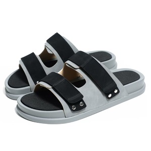 Sandali e Ciabatte da Uomo Versatili in Stile Sportivo e da Lavoro con Suole Spesse Antiscivolo - Product Image 1