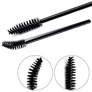 Lot de 50 brosses à mascara courbées noires en nylon, applicateurs de cils, baguettes pour extensions de cils, brosses à mascara courbées pour salon - Product Image 1