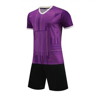 Tenue de football personnalisable style club, légère et de qualité supérieure, pour hommes et jeunes - Product Image 3