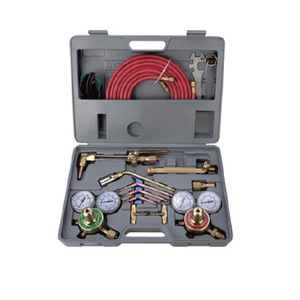 Kit de chalumeau oxyacétylénique avec tuyau et régulateurs, usage moyen, pour la découpe et le soudage - Product Image 4
