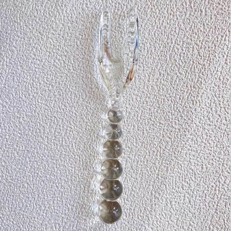 ส้อมลูกปัดแก้วใส