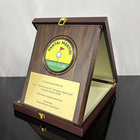 Boîte en bois de noyer personnalisée avec plaque, trophée d'entreprise en bois avec certificat plaqué or
