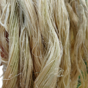 Fibra de planta de piña de Vietnam para ropa sostenible Cuerda natural y aplicaciones de muebles para el hogar - Product Image 1