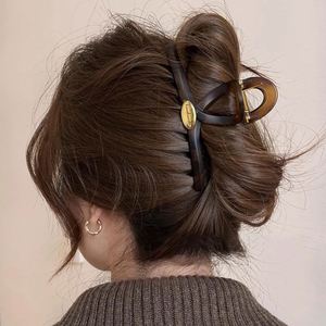 Pince à cheveux torsadée en écaille de tortue faite à la main avec logo, élégante, pour l'arrière de la tête, accessoires capillaires pour femmes, <span class=keywords><strong>coiffure</strong></span> quotidienne - Product Image 2