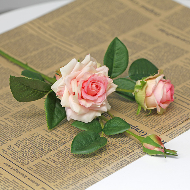 Hot Sale 3 Heads Red Artificial Velvet Rose Flowers Stem for Home Wedding Decoration