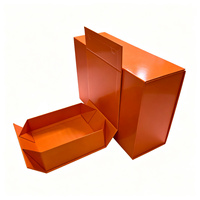 Boîte cadeau rigide personnalisée avec couvercle magnétique orange, doublure en éponge, laminage mat, gaufrage, pliable, emballage haut de gamme