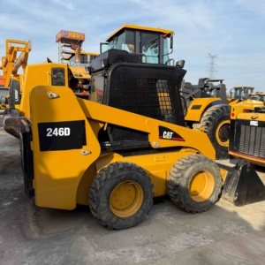 รถตักล้อยางมือสองคุณภาพสูง Caterpillar 246D รับน้ำหนักได้ 1 ตัน น้ำหนักตัวเครื่อง 3.4 ตัน ชั่วโมงการทำงานต่ำ รุ่นปี 2020 กำลังไฟ 55 กิโลวัตต์ - Product Image 2