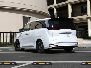 Denza D9 DM-i 970 4x4 Luxe MPV 2022 – Confortable, Spacieux, Grand Espace, Conduite Intelligente de Pointe – En Stock - Product Image 5