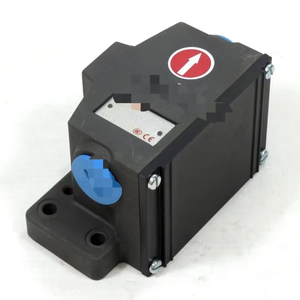 813-D02-R12-62-12-02 Neuer Originalware Lagerbestand Industrielle Automatisierung SPS-Programmiersteuerung - Product Image 1