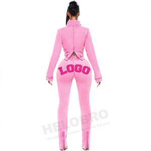 Set Due Pezzi per Donna con Logo Personalizzato OEM, Nuova Tendenza: Giacca con Zip e Felpa Corta Rosa con Effetto Vintage Acid Wash - Product Image 3