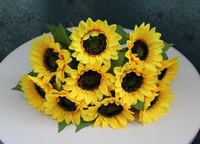 Bouquet de tournesols artificiels faits main en gros, fleurs décoratives douces pour la maison, pour la fête des Mères, Pâques, la Saint-Valentin, la remise des diplômes