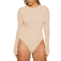YoKe été Fitness femmes essentiel body sans couture encolure dégagée à manches longues coupe ajustée Stretch Yoga combinaison athlétique Shorts