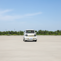 Bestune Pony EV : Voiture électrique mini élégante avec une autonomie CLTC de 222 km, design 3 portes mignon, batterie LFP et assistance au démarrage en montée