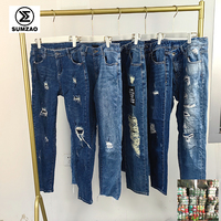 Vêtements d'occasion Sumzao : Balles de jeans et pantalons pour femmes, vêtements de seconde main de qualité Ukay Ukay