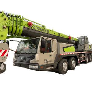 Grúa Móvil Hidráulica Usada de 50 Toneladas Marca China Zoomlion en Buen Estado, Modelo ZTC500 ZTC500V con Motor y Rodamientos - Product Image 1