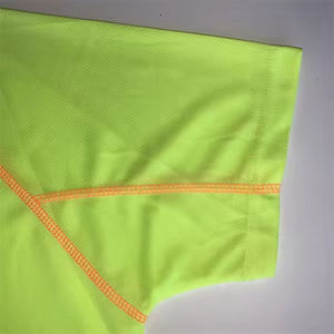 Camiseta Deportiva Transpirable Personalizada para Hombre, para Maratón, 100% Poliéster, con Estampado Verde Fluorescente - Product Image 2