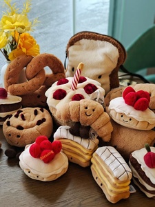 JelIycats Fun Bread Story Peluche Gâteau <span class=keywords><strong>d</strong></span>'Anniversaire Super Douce Rembourrage Coton PP 31-50cm Unisexe Cadeau <span class=keywords><strong>d</strong></span>'Anniversaire - Product Image 2