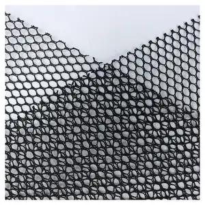 Hersteller 100 % Polyester schwarz Netzstoff Sechseck Polyester Netzstoff für Kappe Hut Kleidung Schuhe
