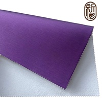 Vente directe d'usine Cuir synthétique PU mat à grain fin avec épaisseur et couleur personnalisables pour l'emballage et la décoration