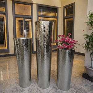 แจกันโลหะตั้งพื้นสีเงินกระถางต้นไม้หรูหราทันสมัยสำหรับตกแต่งบ้านในร่มและโรงแรมกระถางต้นไม้ทำจากสเตนเลส - Product Image 1