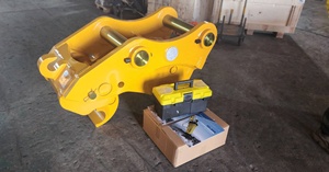 Soosan-SB06 Enganche Rápido para Excavadoras de 9-19 Toneladas Diseñado para Aireación de Superficies de Suelo, Industrias de Construcción y Minería, Marca SOOSAN - Product Image 3