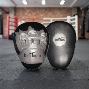 Mitaines de boxe professionnelles en cuir véritable avec rembourrage incurvé haute densité pour l'entraînement et la pratique du coup de poing - Product Image 1