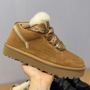 Botas de Nieve Clásicas Unisex para Otoño/Invierno, Botines con Forro de Piel de Oveja de Primera Calidad, Comodidad y Suavidad Superiores, Calzado para Exteriores - Product Image 1