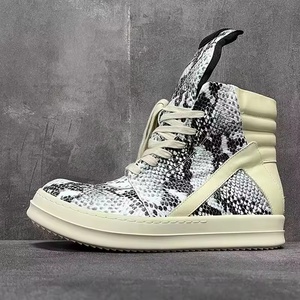 Bottes courtes tendance de qualité supérieure, chaussures plates unisexes, bottes en cuir véritable, style décontracté pour la marche, chaussures pour hommes - Product Image 4