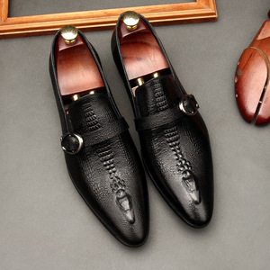 Chaussures décontractées italiennes de luxe en cuir personnalisées à bout pointu pour occasions formelles – Chaussures pour hommes - Product Image 2