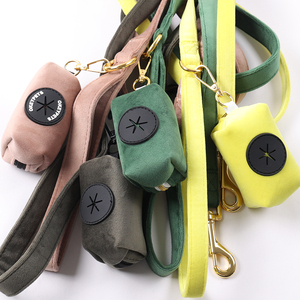 Nuevos Productos Populares: Accesorios Clásicos de Terciopelo para Mascotas, Conjunto de Arnés, Correa y Lazo para Perro con Color Personalizado y Diseño Moderno - Product Image 4