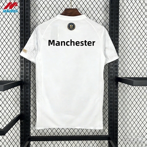 Nueva Camiseta de Fútbol Inglesa <span class=keywords><strong>Manchester</strong></span> 2025/26 de Alta Calidad 1.1, Tela Premium del Club City, Absorbe la Humedad, Calidad Tailandesa - Product Image 1