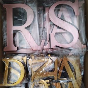 26 Letras Inglesas de 10 cm, Adhesivos de Pared Acrílicos 3D con Efecto Espejo, Mayúsculas y Minúsculas, Decoración del Hogar, Adhesivos Luminosos Nocturnos, Mural Artístico - Product Image 5
