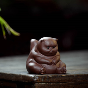 แมวเหมียวแกะสลักจากดินเผาอี้ซิง งานแฮนด์เมด ของตกแต่งบ้าน - Product Image 1