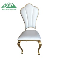 Chaise de salle à manger Wayon en acier inoxydable doré de luxe, dossier en forme d'éventail, capitonnage en cuir blanc