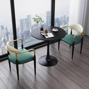 Chaise de salle à manger de luxe légère italienne chaise d'art moderne minimaliste pour la maison en cuir dossier de restaurant chaise de négociation d'hôtel de loisirs - Product Image 6