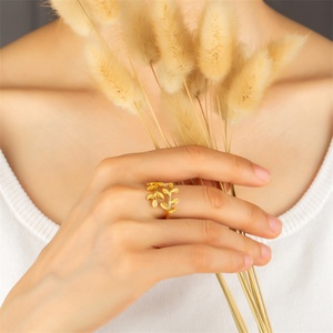 Anillo de Hoja Chapado en Oro Popular, Anillo Ajustable de Acero Inoxidable - Product Image 5