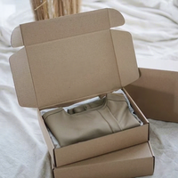 Boîtes d'emballage pour vêtements en gros, personnalisables sur mesure, avec papiers de soie et étiquettes, pour l'expédition et l'emballage de vêtements