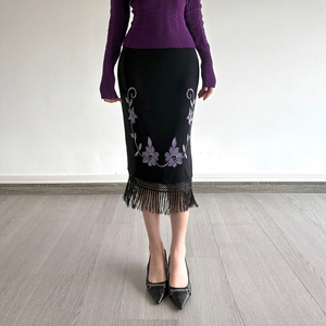 National Style Floral Embroidery Solid Color Fringe Straight <b>Bodycon</b> <b>Skirt</b> High Waist Elegant Versatile Casual Midi <b>Skirt</b> - Product Image 3