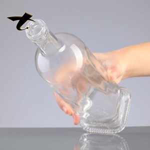 Bouteilles en verre transparentes personnalisables en gros de 330 ml, 500 ml, 750 ml, 1 L avec bouchon à vis – Solutions intégrées pour boissons et jus - Product Image 3