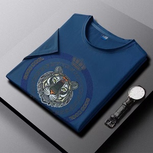 2023 di lusso Bling Tiger stampa manica corta T-Shirt da uomo Outdoor da uomo da ginnastica sport Fitness aderente muscolatura camicie oversize - Product Image 3