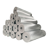 Rouleau d'isolation thermique en mousse EPE réfléchissant Feuille d'aluminium à cellules fermées Matériau d'isolation en mousse réfléchissante