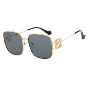 Lunettes de Soleil Carrées de Marque de Créateur pour Femme <span class=keywords><strong>2025</strong></span> Tendance Luxe Grandes Lunettes de Soleil Femme Vintage Décoration Florale en Métal Unique Oculos - Product Image 5