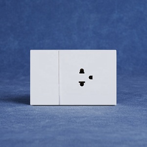 Interruttore a Muro per Pannello PC con Controllo Luce, 1 <span class=keywords><strong>Gang</strong></span>, Presa Universale Standard Americana, Thailandese, Peruviana, Venezuelana 115-250V - Product Image 1