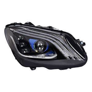 Conjunto de Faros Delanteros LED Modificados para <span class=keywords><strong>Mercedes</strong></span>-<span class=keywords><strong>Benz</strong></span> Clase C W205, Modelos 2015-2020, <span class=keywords><strong>C180</strong></span>, C260, C200 -2800 - Product Image 1