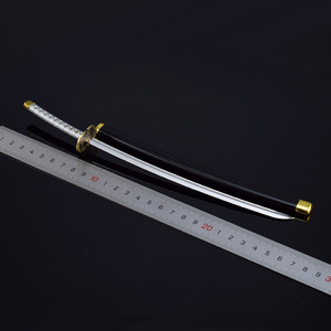 Alliage <span class=keywords><strong>de</strong></span> zinc <span class=keywords><strong>tout</strong></span> métal petit jouet épée <span class=keywords><strong>Bleach</strong></span> Ichimaru Gin Zanpakutou Shinsou 26cm 44g Mini Katana - Product Image 5