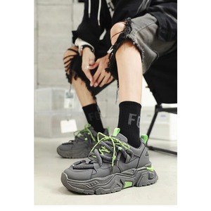 Chaussures pour hommes, nouvelles tendances automnales, baskets polyvalentes pour jeunes, baskets décontractées à semelle épaisse, chaussures de course blanches en mesh, augmentant la taille - Product Image 1