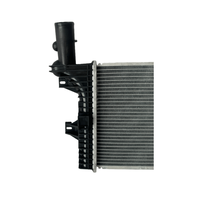 Nouveau radiateur professionnel en aluminium robuste avec réservoirs en plastique OE 9735000903 pour moteur Mercedes-Benz ATEGO 815 1317 1517