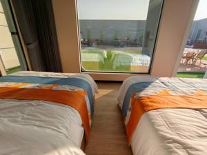 Cabines modulaires préfabriquées portables, petites maisons mobiles, type Apple Pod House, utilisées pour les hôtels et les villas - Product Image 4