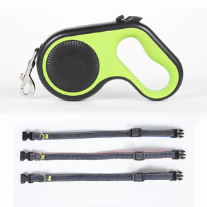 Venta caliente Entrenamiento al aire libre Caminar Correa retráctil para mascotas ABS Cómodo <span class=keywords><strong>Color</strong></span> slip Lead Correa para perro con función de liberación rápida - Product Image 2