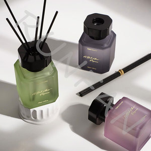 Bán Buôn Tùy Chỉnh Nhãn Hiệu Riêng Thân Thiện Với Môi Thủy Tinh Ủng Hộ Đám Cưới Nhà Hương Thơm <span class=keywords><strong>Reed</strong></span> Khuếch Tán Làm Mát Không Khí - Product Image 4